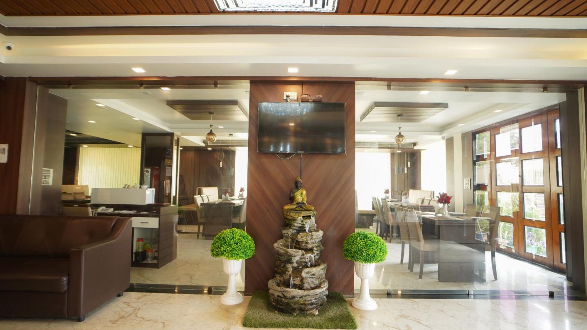 Hotel Mayuri !! Couple Friendly Family Hotel !! Digha  Exteriér fotografie