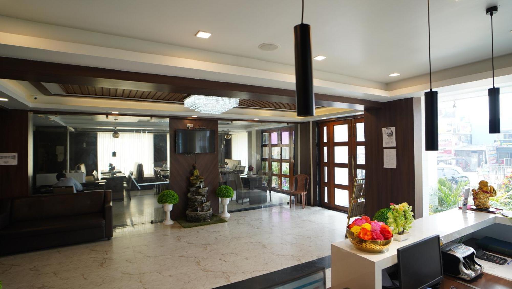 Hotel Mayuri !! Couple Friendly Family Hotel !! Digha  Exteriér fotografie